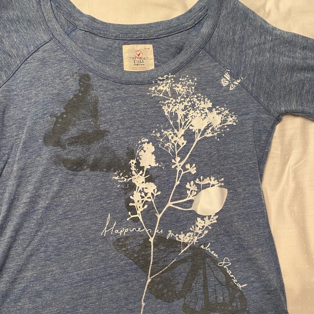 AE Long sleeved comfy graphic tee